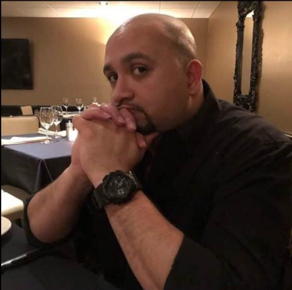 Profile Picture of Eric Serrano (@pitos) on Poshmark