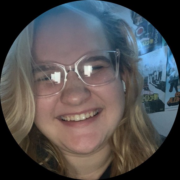 Profile Picture of Anna-renee Labak (@annala219) on Poshmark