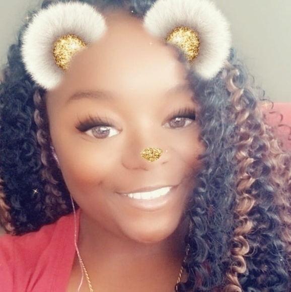 Profile Picture of Jhaquiel Colbert (@jaja19) on Poshmark