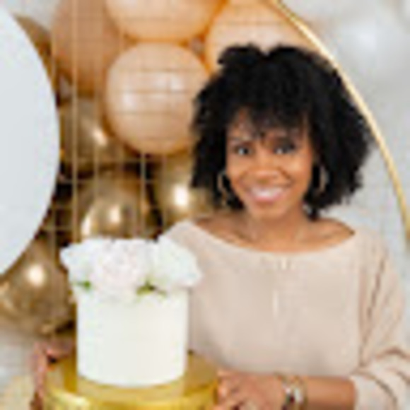 Profile Picture of Maxine Mitchell (@maximusmitch34) on Poshmark