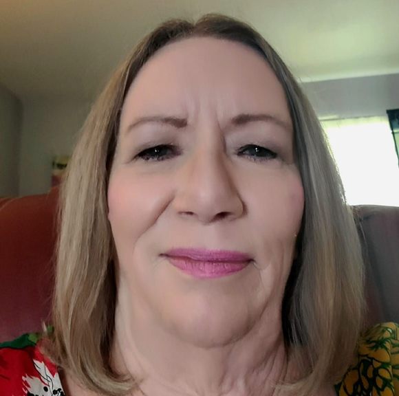 Profile Picture of Dixie Allen (@dixieallen) on Poshmark