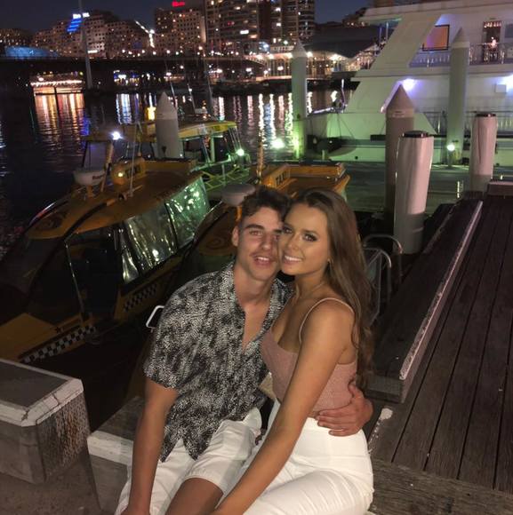 Profile Picture of Alex Mcpherson (@alexmcpherso608) on Poshmark