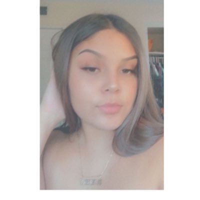 Profile Picture of Destiny  🍒 (@DestinyMontes17) on Twitter