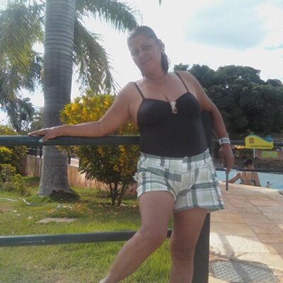 Profile Picture of Valdivia Rosa (@valdivia_rosa) on Twitter