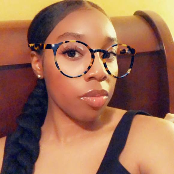 Jasmine Mckinney - Poshmark Profile Picture of Jasmine Mckinney (@jasminemckin398) on Poshmark