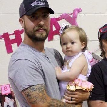 Profile Picture of Chris Selvage (@SelvageChris) on Twitter