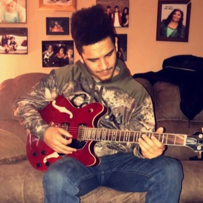 Charles Rosser - Twitter Profile Picture of Charles Rosser (@Chuckrosser12) on Twitter