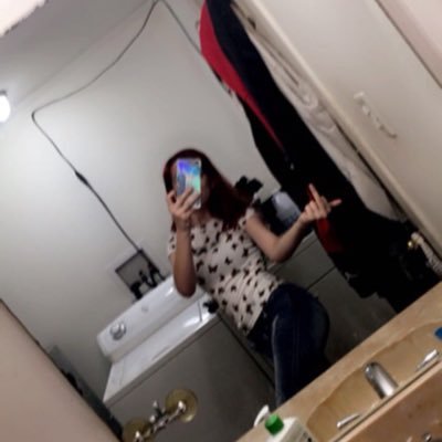 Profile Picture of Sad (@KeelyHayes13) on Twitter