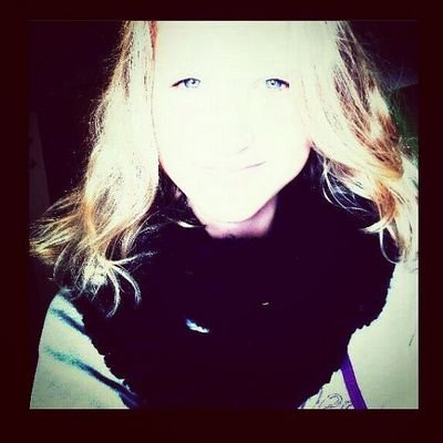 Profile Picture of _Bee A Anne_ (@lena_biller) on Twitter