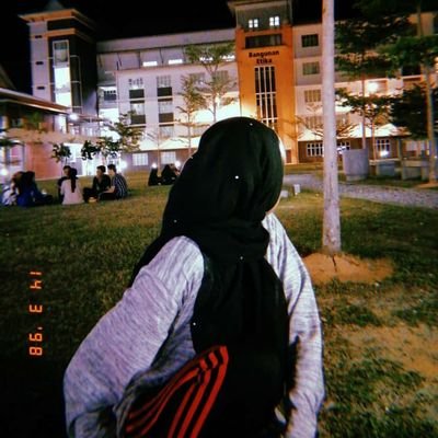 Profile Picture of  🌸pyka 🌸 (@Fishoff_beach) on Twitter