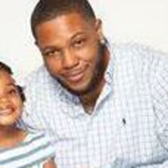 Profile Picture of George Hannett (@georgehannett) on Poshmark