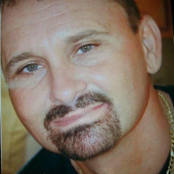 Profile Picture of Scott Klein (@scottklein1971) on Poshmark