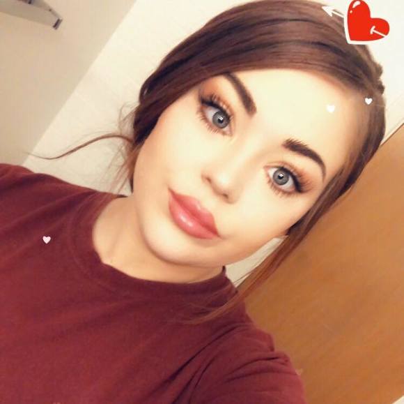 Profile Picture of Sarah Mcgee (@sarahelise145) on Poshmark