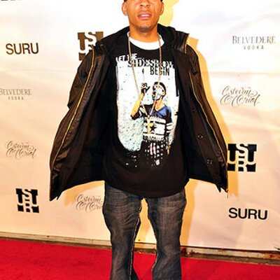 Profile Picture of Darrell Weaver (@dj_trapgod) on Twitter