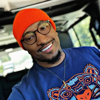 Profile Picture of Adrian Davis (@adriandavisnow) on Instagram