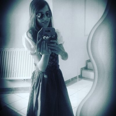 Profile Picture of Lea Fink (@LeaLeafink59) on Twitter