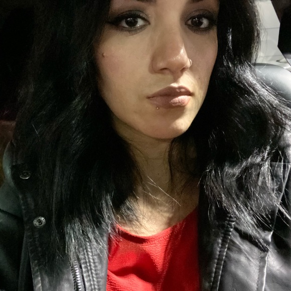Profile Picture of Sylvia Rajanayagam (@in4incubus) on Poshmark