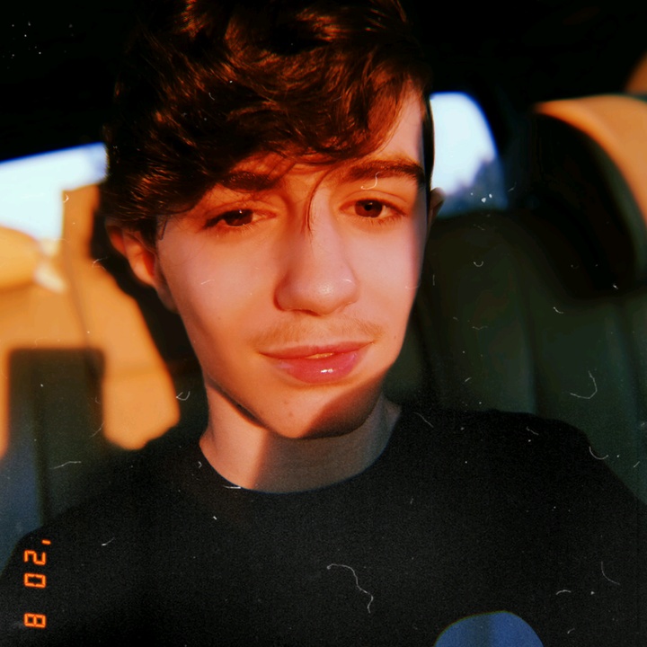 Profile Picture of Di giorgio (@chrisrealix) on Tiktok