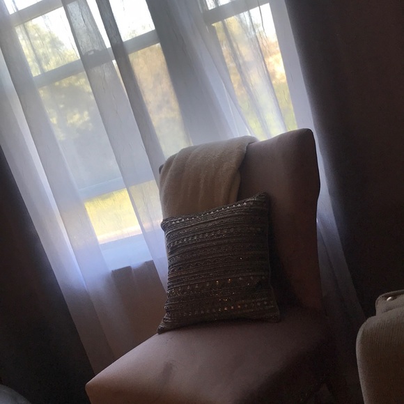 Profile Picture of Jacqueline Scherer (@jacs275) on Poshmark