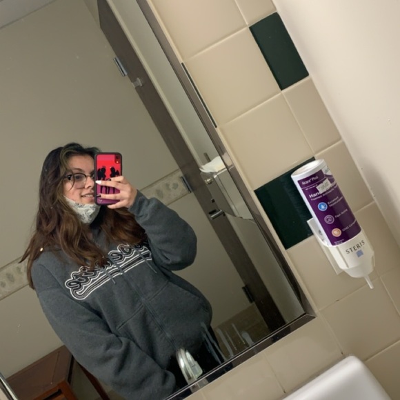 Profile Picture of Jessica Irish (@jirish2426) on Poshmark