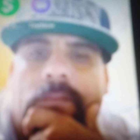 Profile Picture of Christofer Saiz (@christofersaiz4) on Poshmark