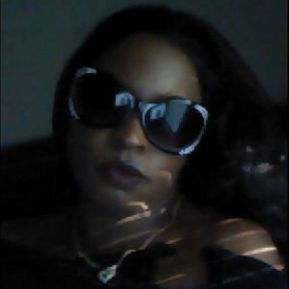 Profile Picture of Darlene Dibose (@amore6969) on Poshmark