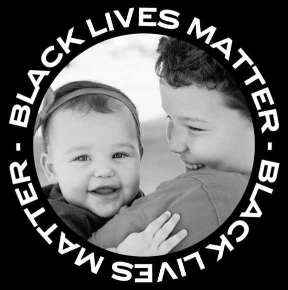 Angela Longoni - Poshmark Profile Picture of Angela Longoni (@angelbabi1383) on Poshmark