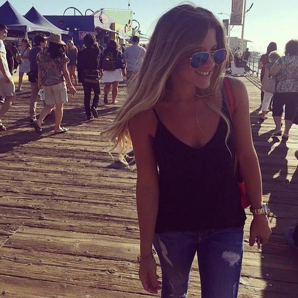 Profile Picture of Sadie Schad (@sadiewschad) on Poshmark