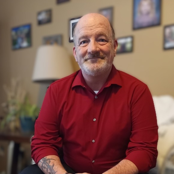 Profile Picture of Christopher Andersen (@chriscorner2025) on Poshmark