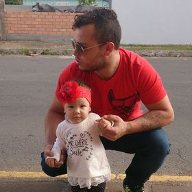 Profile Picture of lucas caetano (@manuelaevitoria27) on Pinterest