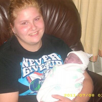 Profile Picture of Amanda Dummer (@Amanda_Dummer) on Twitter