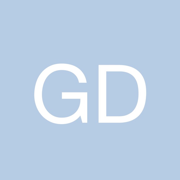 Profile Picture of Gulsharanjot Dhuga (@gulsharanjotd) on Poshmark