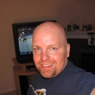 Profile Picture of Jason Zoellner (@Bruinz27) on Twitter