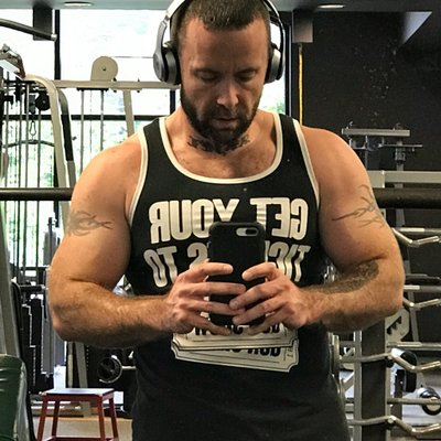 Profile Picture of James Ashcraft (@jimmyfan9) on Twitter
