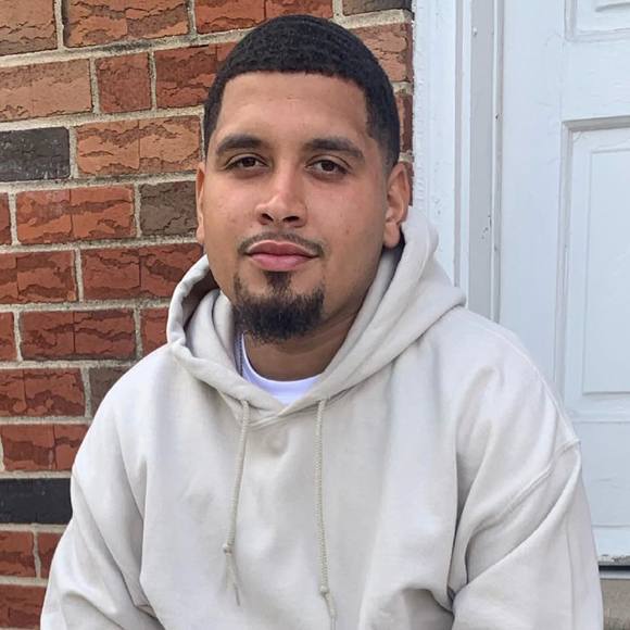 Profile Picture of Manny Santana (@mannysantana546) on Poshmark