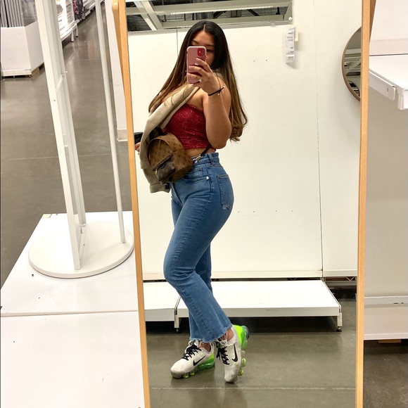 Profile Picture of Trisha Fojas (@trisha_fojas) on Poshmark