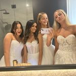 Profile Picture of Hilary Roach (@hilary.roach) on Instagram