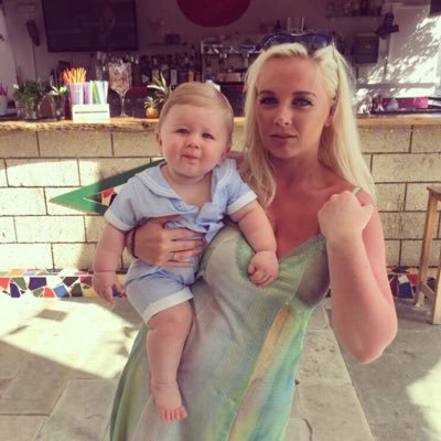 Profile Picture of Polly Daniels (@pollydaniels) on Twitter