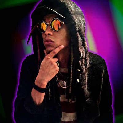 Profile Picture of Andy Miles (@SevenWildMiles) on Twitter