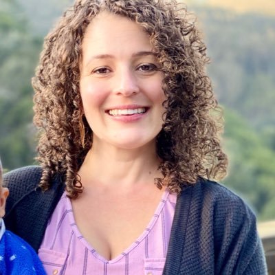 Profile Picture of Beth Altshuler Munoz (@BethAltMunoz) on Twitter
