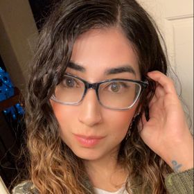 Profile Picture of Michaela Perez (@seaggie24) on Pinterest