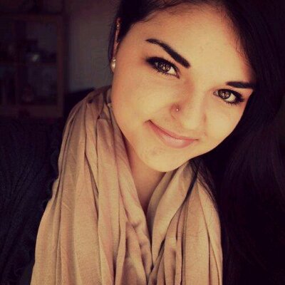 Profile Picture of Lara Niemann (@LaraPandaCarlos) on Twitter