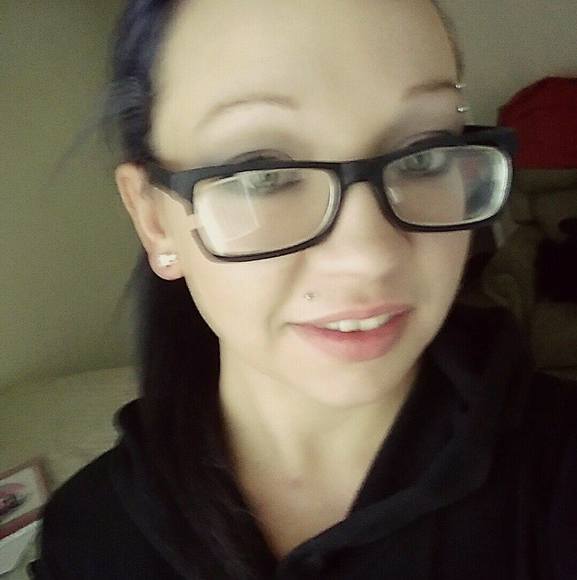 Profile Picture of Reno Szewcik (@redpeppa94) on Poshmark