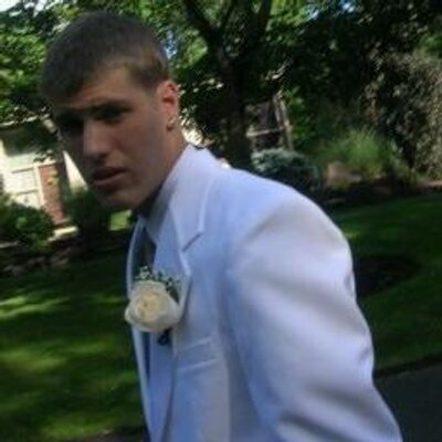 Profile Picture of Richard Knipe (@richieknipe) on Twitter