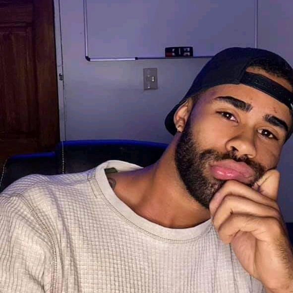 Profile Picture of SisoySpencer (@sisoyspencer) on Tiktok