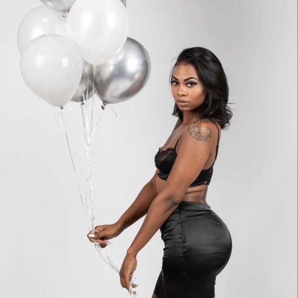 Profile Picture of Skyler Jackson (@vanity_oowee) on Poshmark