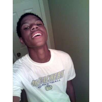Profile Picture of Brian.Suggs.III (@Bsu_iivx) on Twitter