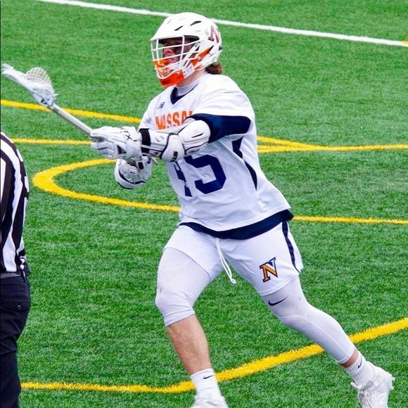 Profile Picture of Steven Pezzullo (@stevepez45) on Poshmark