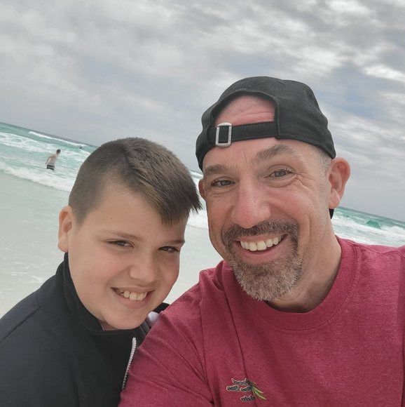 Profile Picture of Erik Hansen (@erikhansen519) on Poshmark