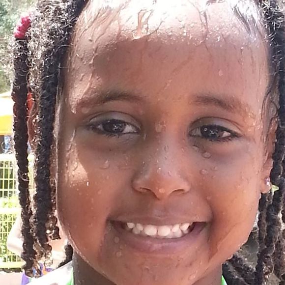 Profile Picture of Hirut Assefa (@hirut_assefa) on Poshmark